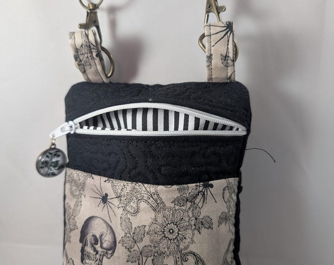 Tarot Card Bag, Skull Print, Zippered Divination Pouch with Strap
