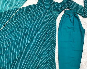Conjunto Anarkali de georgette con estampado de zorro de Rama Laheriya, totalmente cosido