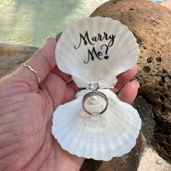 Proposal seashell ring box,beach ring holder,getting engaged ring holder,proposal ring box, proposal seashell,will you marry me, anniversary