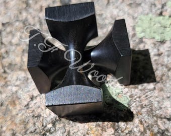 Koma, Gabon Ebony