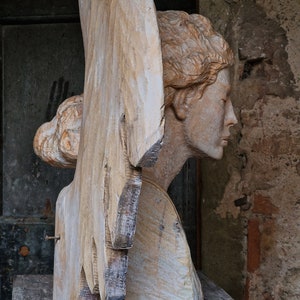 Arcangelo Raffaele, scultura in legno image 5