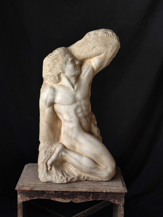 Prigione, scultura in marmo