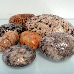 Natural stone Baltic beach stone Stack round stone Lacquered stone Natural round beach stone Round beach pebble Stones for crafts