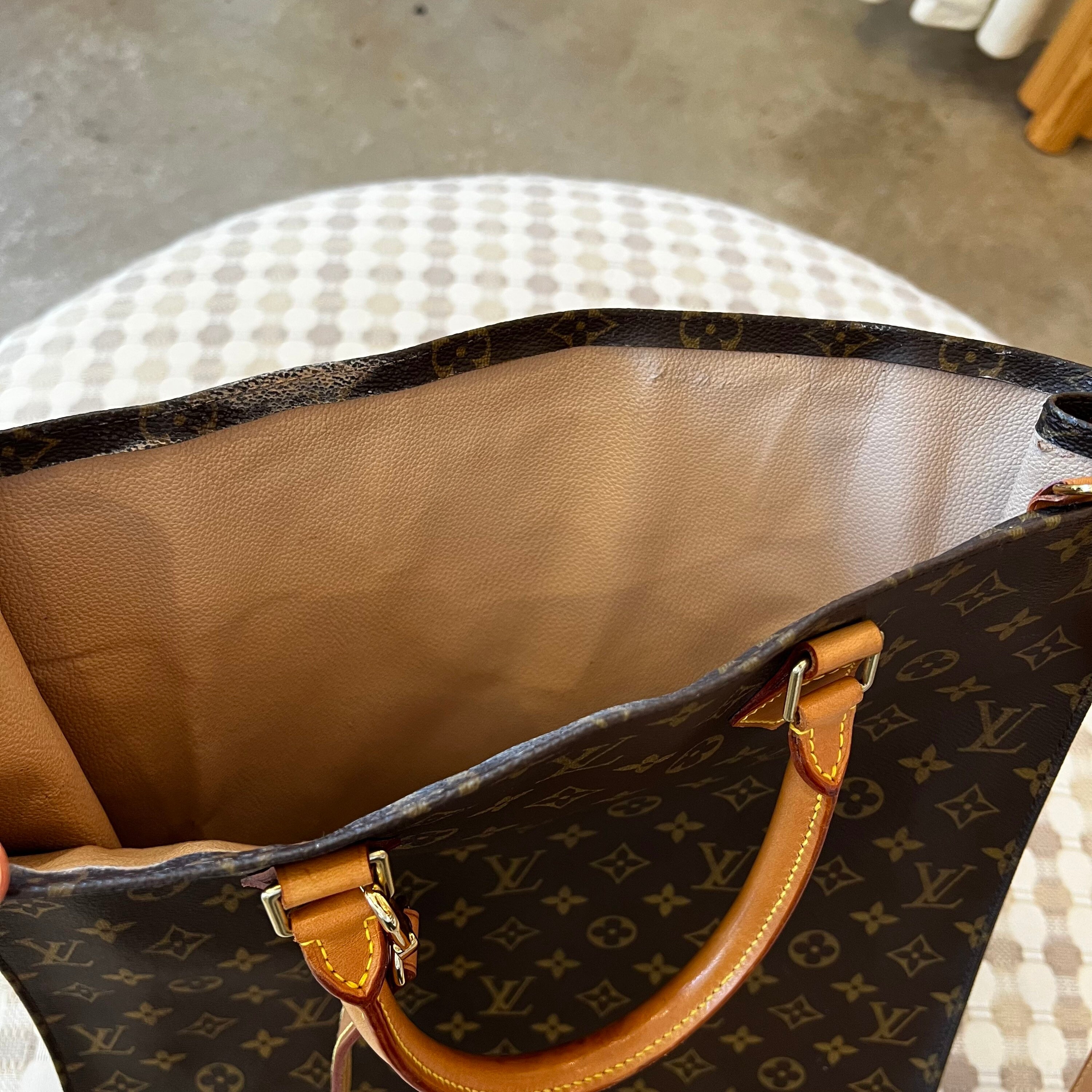 Buy Louis Vuitton Authentic Vintage Iconic Sac Plat Tote Bag Mint Online in  India 