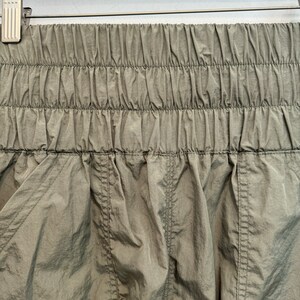 Pantaloni da jogging Free People Movement in nylon oliva medio immagine 8