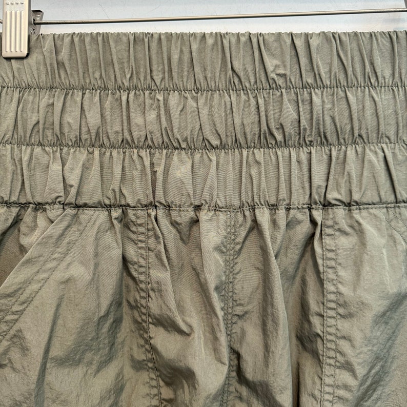 Pantaloni da jogging Free People Movement in nylon oliva medio immagine 8