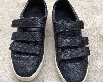 rag & bone Black Woven Leather Sneaker w Velcro 39