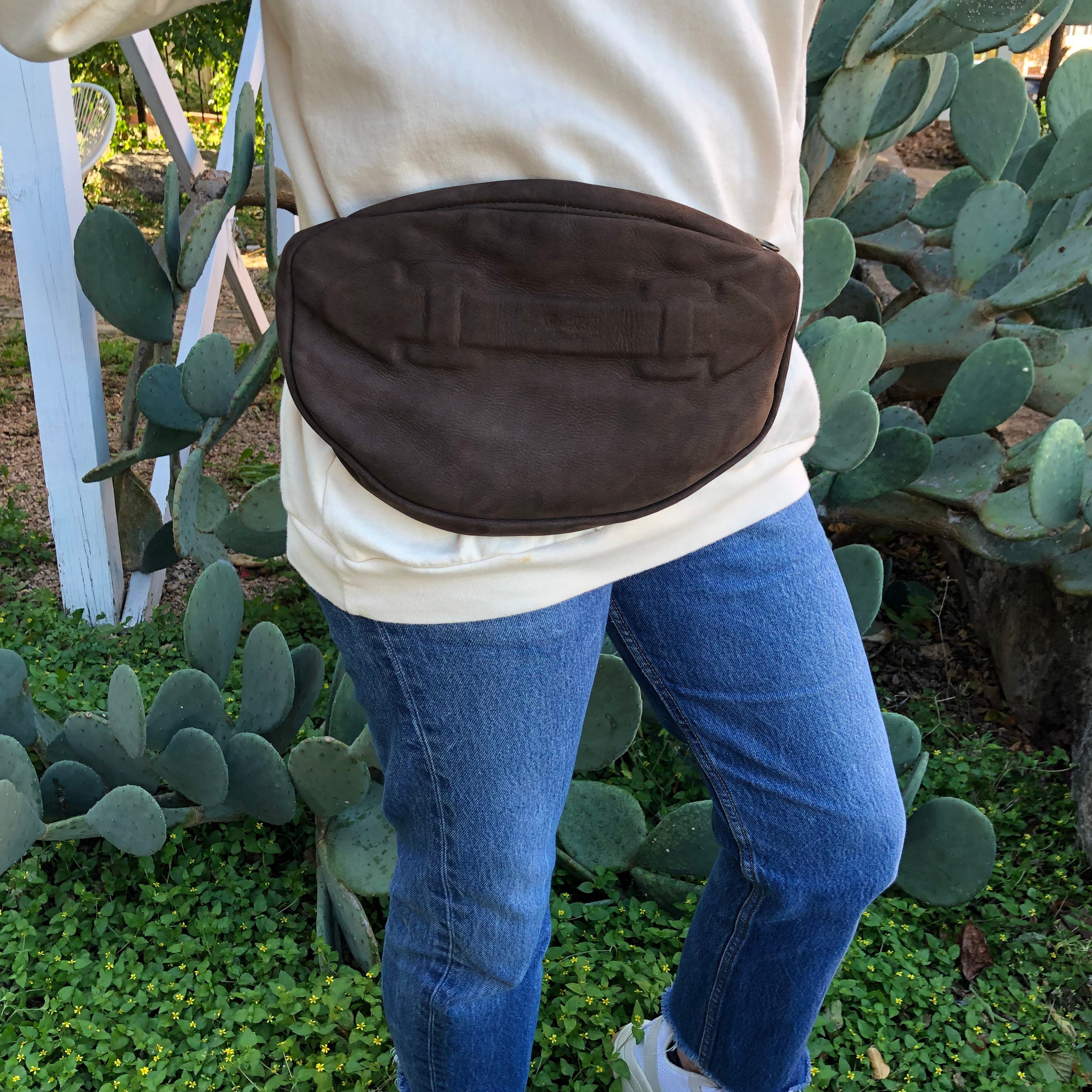 E.B.M[イービーエム] Suede Belt Bag Jas MB Belt Bag in Dark Brown Suede With Belt With Brass