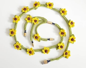 Black Eyed Susan Crochet Flower Vine Charger Cable, 1m, Triple End iPhone Lightning / USB C / Micro USB