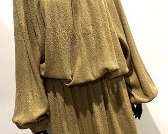 Vintage 1970’s Missoni oversized dress in pistachio boucle wool with unique balloon sleeves and blouson style waist & matching Missoni belt