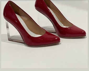 MAISON MARTIN MARGIELA H&M Invisible red patent leather perspex clear heel pumps EU36
