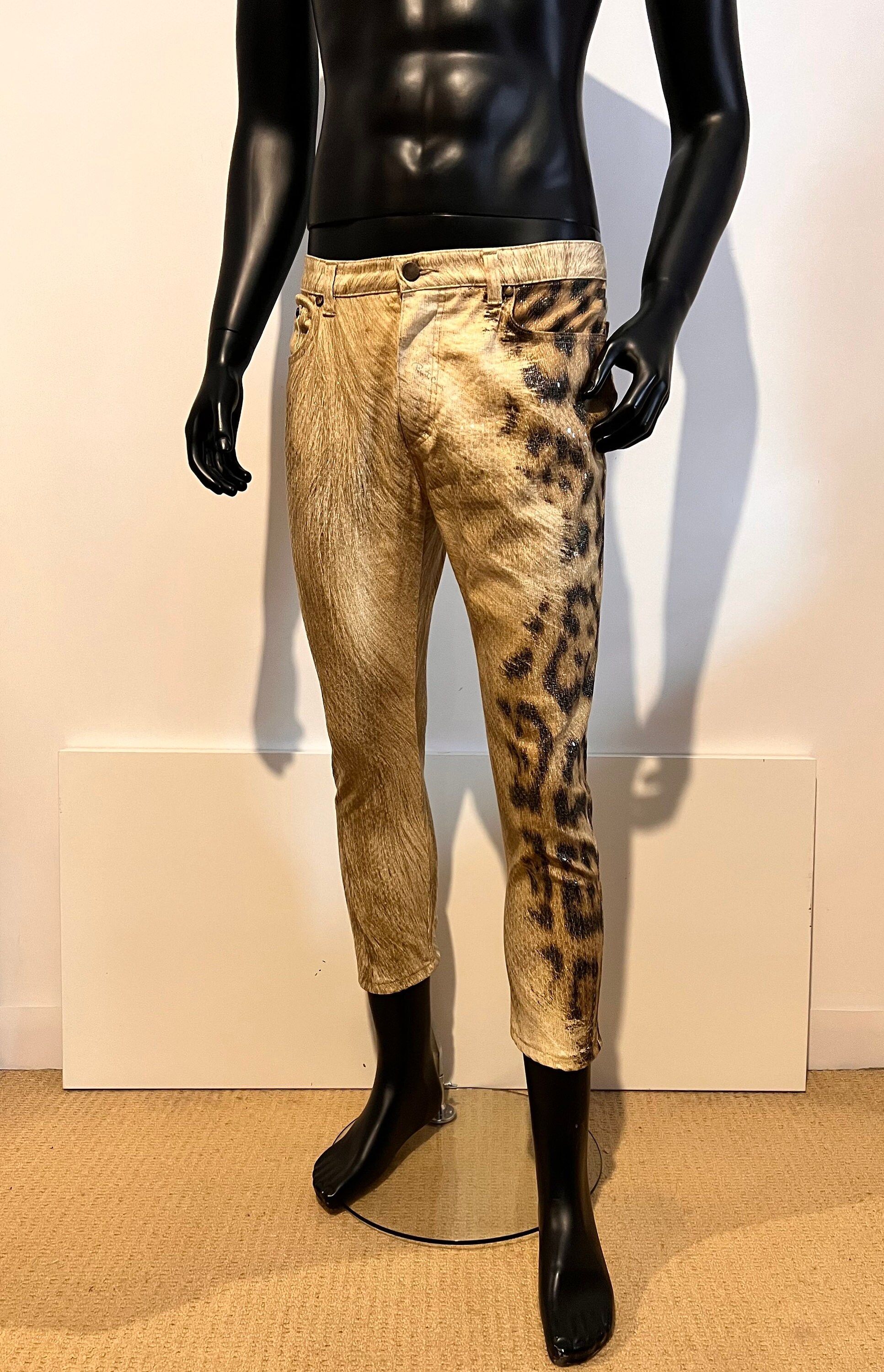 Vintage ROBERTO CAVALLI Y2K Leopard Print Sequin Cropped