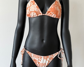 VINTAGE Floral BIKINI apricot and white