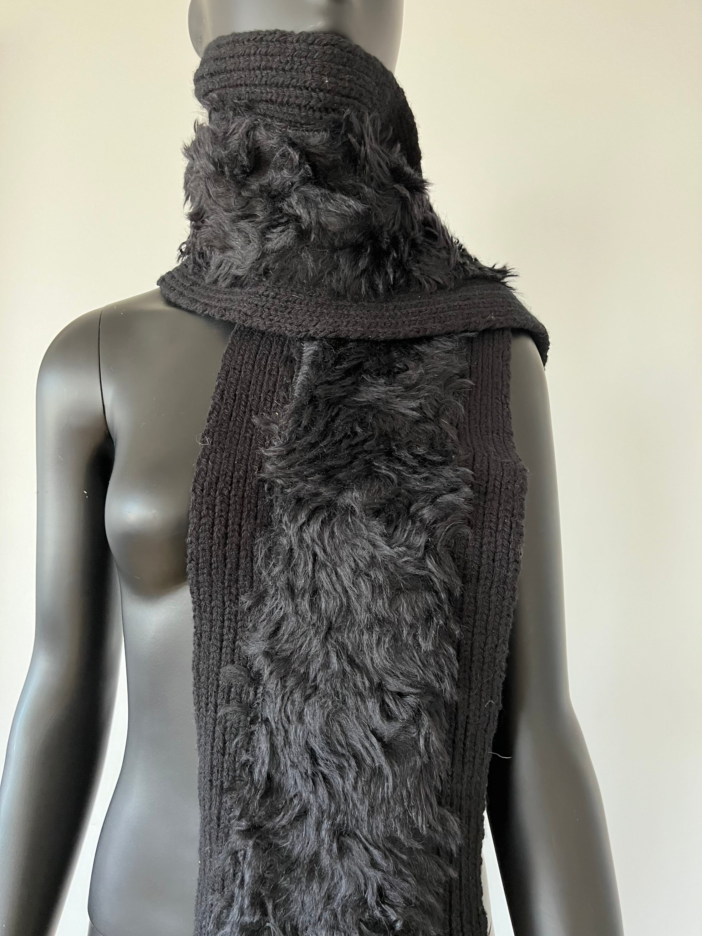 スカーフ Prada Camel Wool Scarf Ivory/Camel Small wool scarf with jacquard logo | PRADA