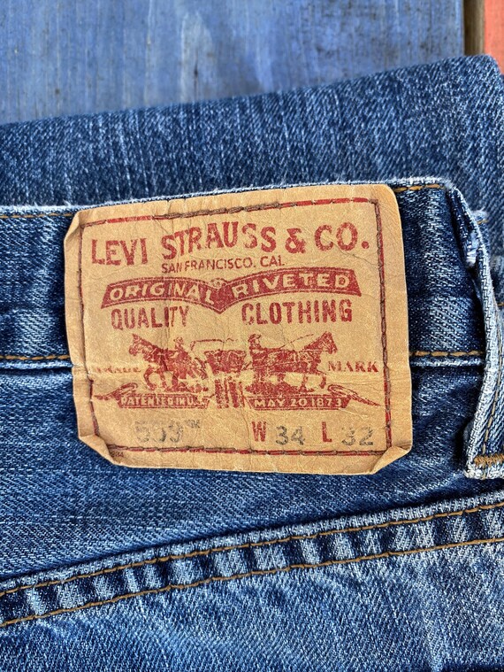 LEVI’S® MEN’S 559™ JEANS
