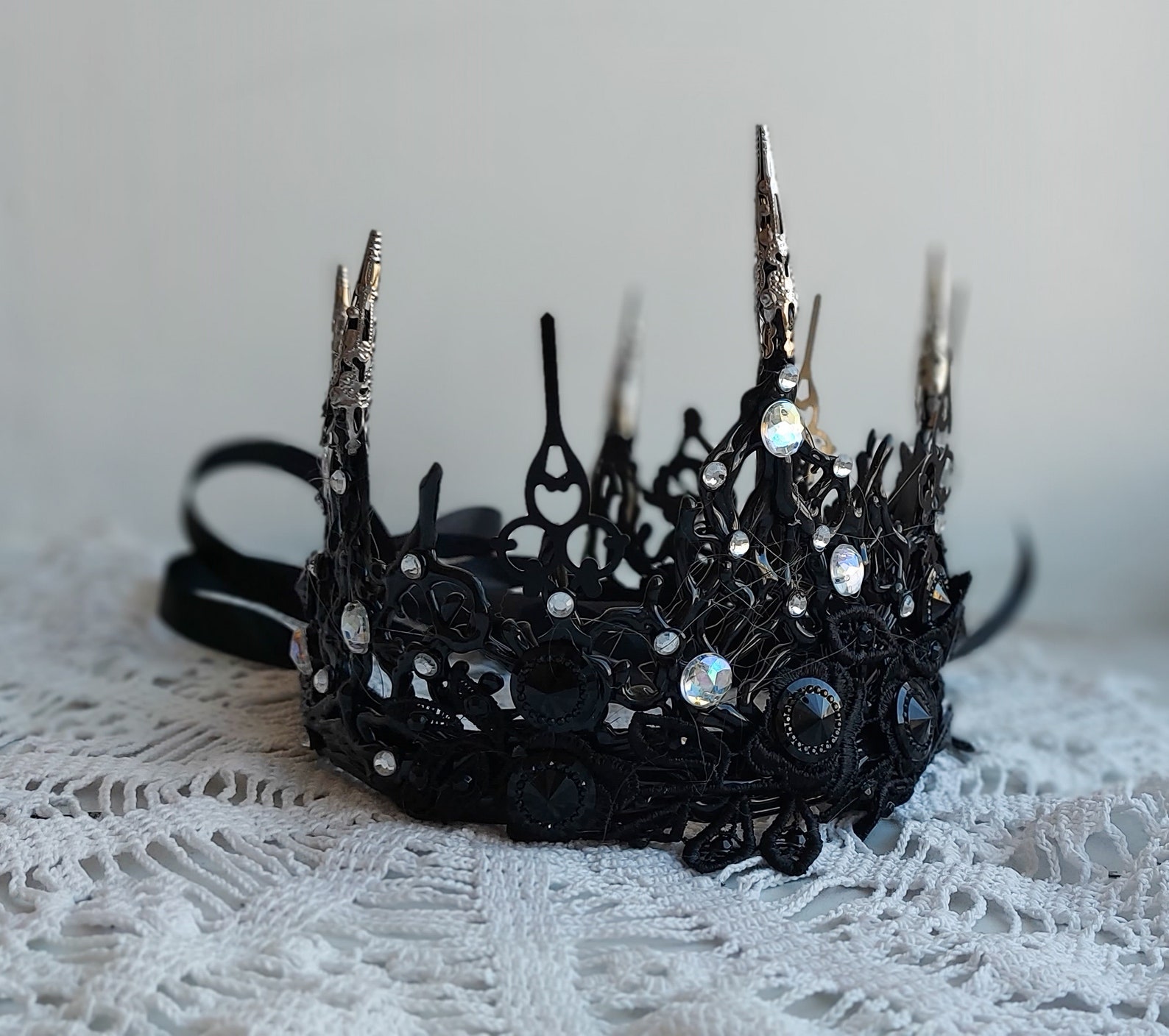 Halo crown Bridal Spiked black crown Gothic wedding with