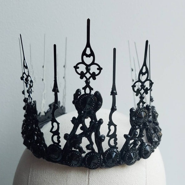 Spiked Black Crown With Chain Face Mask Veil Halloween Lace Headband Fascinator Black Swan Headpiece Black Tiara Dark Queen Gothic Wedding