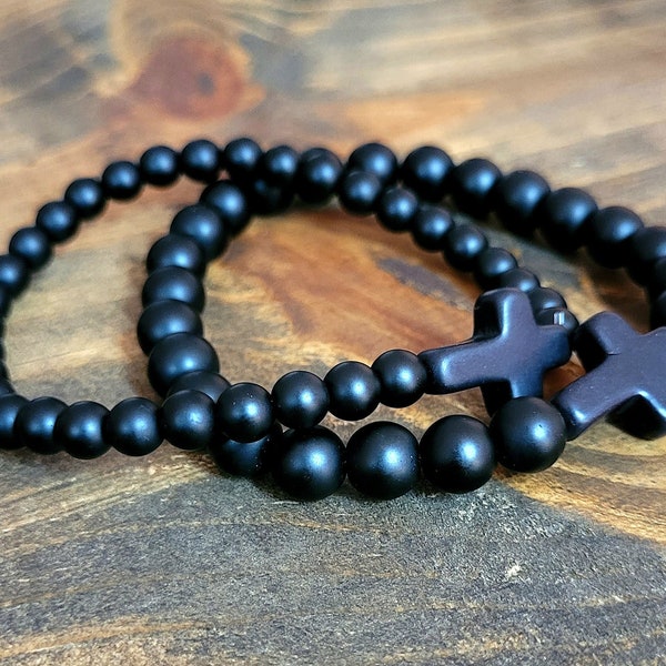 Matte Black Onyx cross Bracelet - Beaded Bracelet - Religious Bracelet - His and Hers Bracelet - Black cross bracelet - Cross bracelet