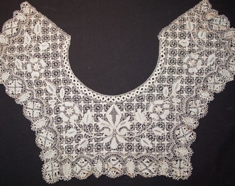 Antique Maltese Lace Collar: Handmade Silk Bobbin Lace