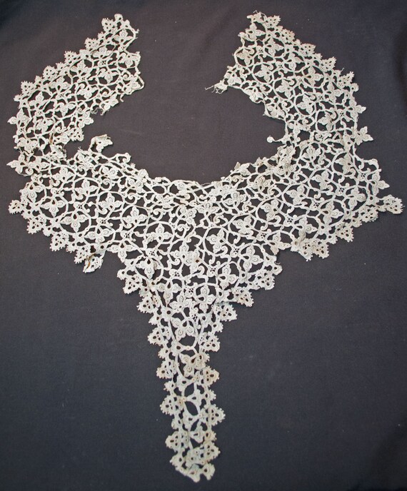 Antique Victorian Lace Collar Point de France Lace