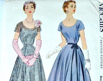 Vintage McCalls Pattern, # 9871, Vintage Dress, 1954 Women's Evening Dress, Size 14 1/2, Prom Dress Pattern, Full Skirt Dress, Fancy Dress
