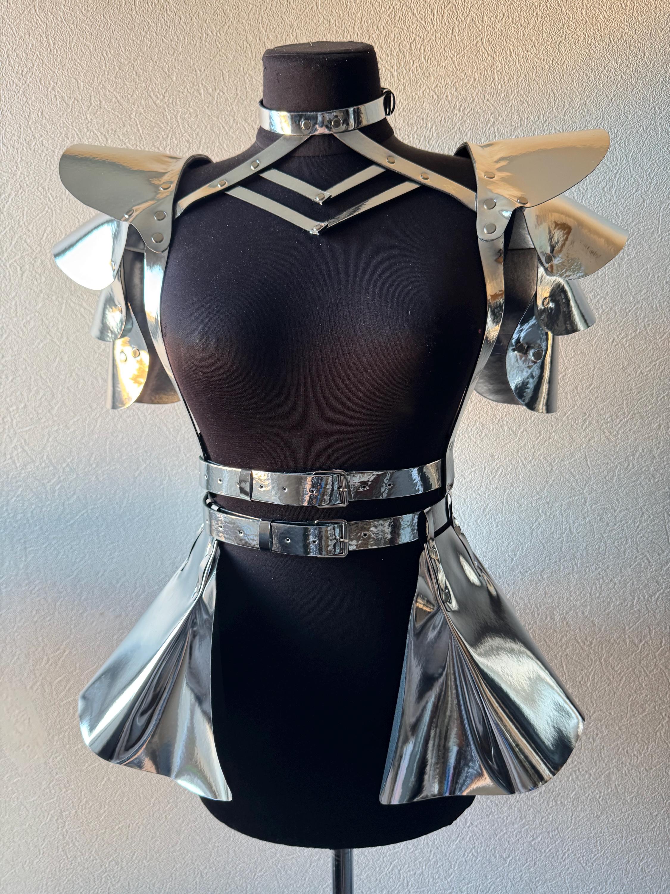 Minigonna Metallica A Doppio Strato Con Volant – Donna – Rave, Festival, Costume – Nero