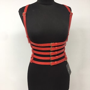 Gurtkorsett, Gurte unter der Brust, Harness-Korsett, echter Leder-Harness