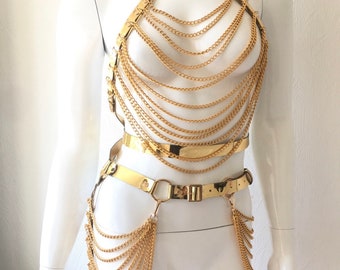 Harness with chains,set with chains