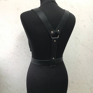 Harness with wide straps,harness with buckles,leather body harness image 3