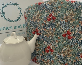 William Morris Tea Cozy: Reversible Quilted Teapot Cover
