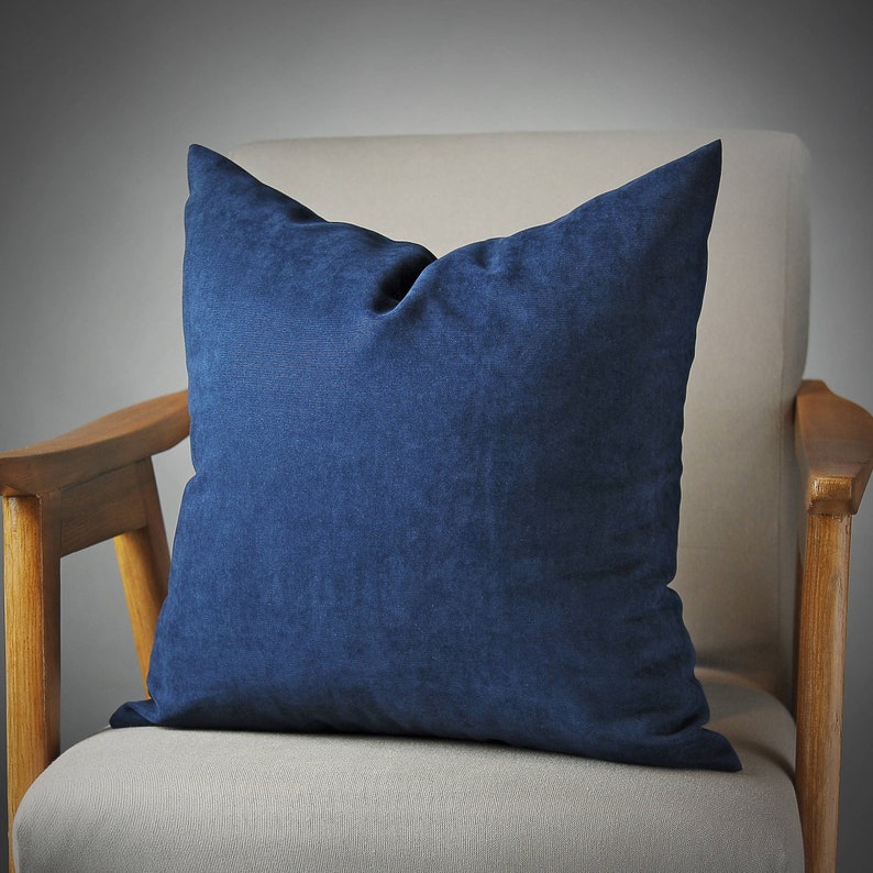 navy blue velvet cushion Navy velvet pillows | Etsy