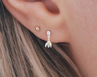 Snowdrop Stud Earrings in Sterling Silver, Nature Inspired Flower Earrings, January Birth Flower, Botanical