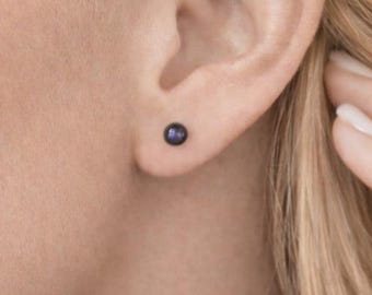 Sterling Silver Black Freshwater Pearl Micro Stud Earrings – 3mm