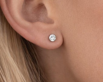 Hammered Sterling Silver Circle Disc Stud Earrings – 5mm