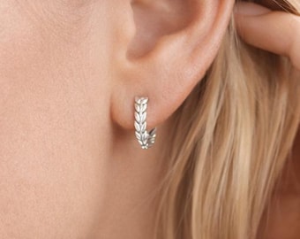 Sterling Silver Laurel Leaf Vine Huggie Hoop Earrings – 10mm