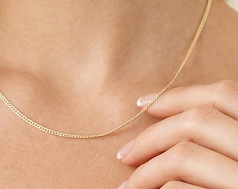 Solid 9ct Yellow Gold 2mm Diamond Cut Curb Chain Necklace – 16in To 22in