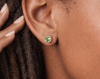 Gold Plated Sterling Silver August Peridot Birthstone Stud Earrings – 7mm