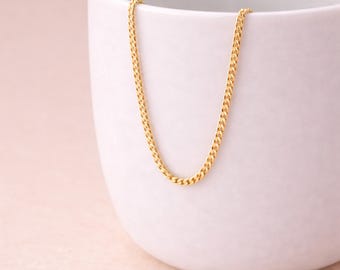 Solid 9ct Yellow Gold 2mm Diamond Cut Curb Chain Necklace – 16in To 22in