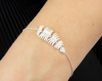 Sterling Silver Twinkling CZ Palm Leaf Bracelet