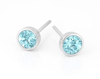Sterling Silver March Birthstone Stud Earrings – 7mm