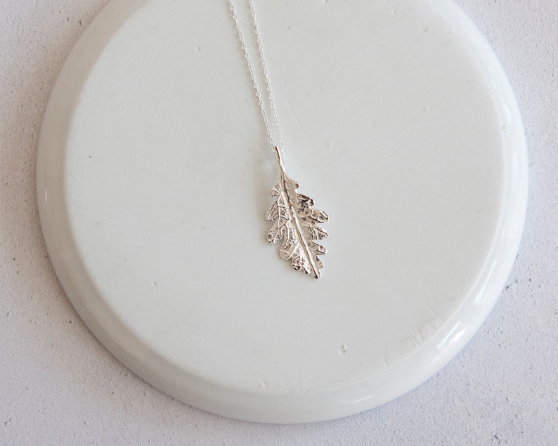 Sterling Silver Textured Oak Leaf Pendant Necklace  FREE image 1