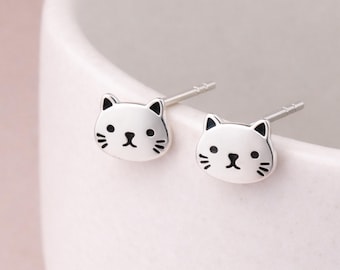 Sterling Silver Cat Stud Earrings – 8mm