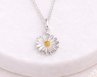 Personalised Sterling Silver April Daisy Birth Flower Pendant Necklace