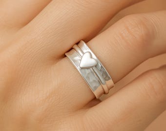 Personalised Sterling Silver Dainty Heart Spinner Ring – 8mm