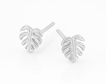 Sterling Silver Monstera Leaf Stud Earrings – 8mm