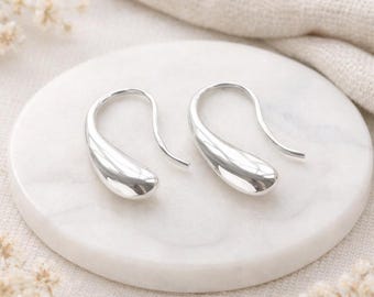 Sterling Silver Molten Teardrop Earrings – 25mm
