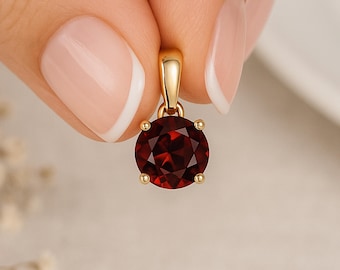 Personalised 9ct Yellow Gold Garnet Pendant Necklace: January Birthstone Gift, 5mm