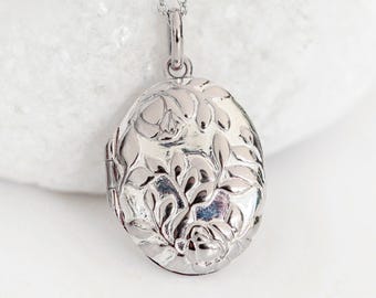 Personalised Sterling Silver Queen Of Flowers Locket