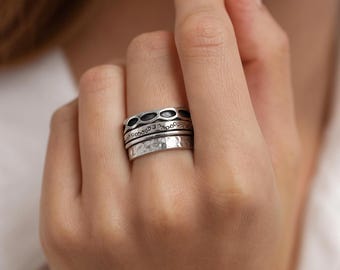 Personalised Sterling Silver Spinner Ring – 13mm