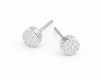 Hammered Sterling Silver Disc Stud Earrings – 5mm
